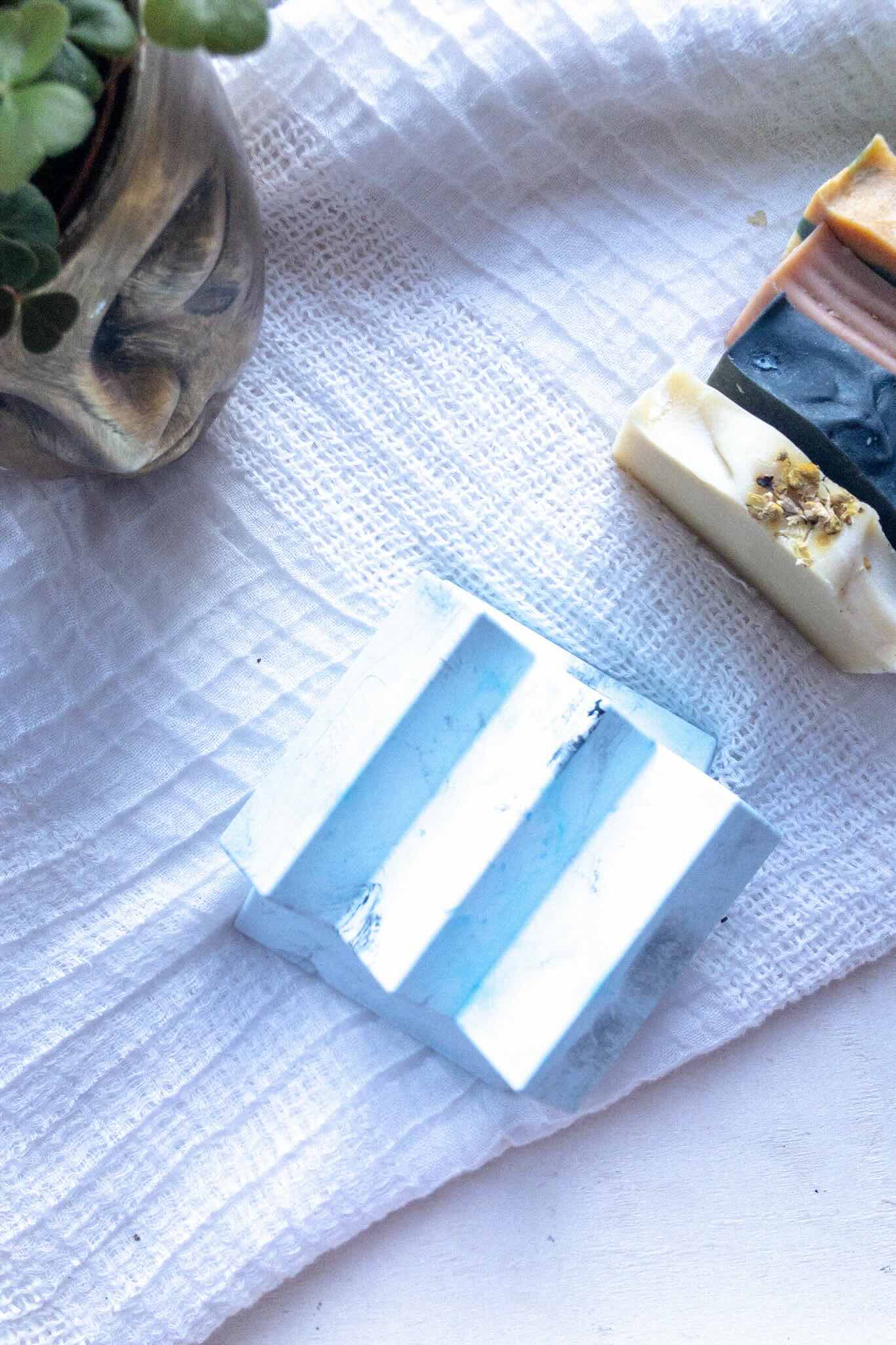 Eco-Friendly Soap Dishes Crafted from Recycled Fishing Nets & Plastic Bottles