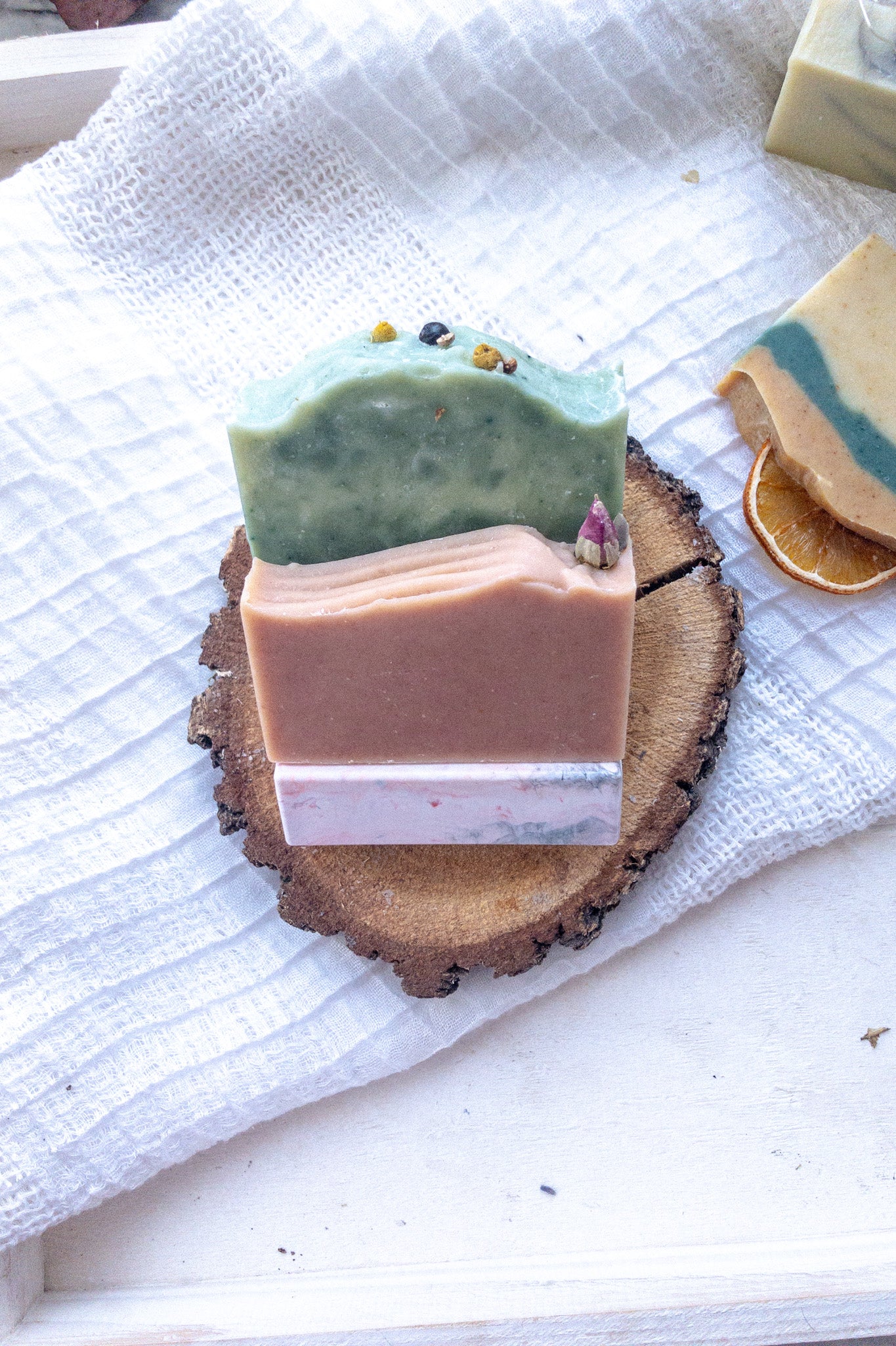 Eco-Friendly Soap Dishes Crafted from Recycled Fishing Nets & Plastic Bottles